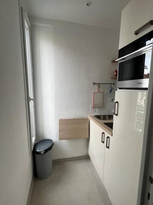 Metro 14 Et Le Metro 7 A 7 Minutes A Pied Emplacement Strategique Plus Parking Gratuit 勒·克里姆林·比塞特 外观 照片
